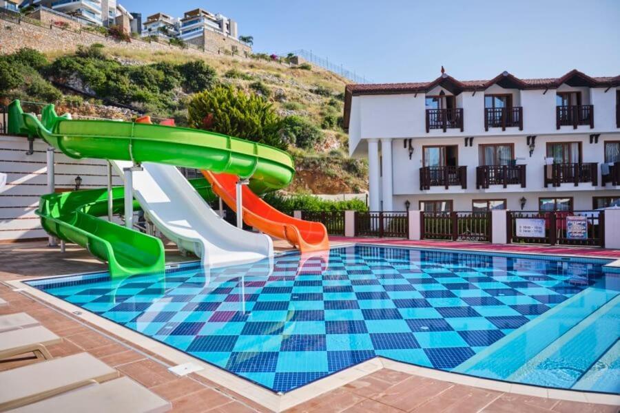 Noxinn Hotels Club Ultra All Inclusive Konaklı Exterior foto