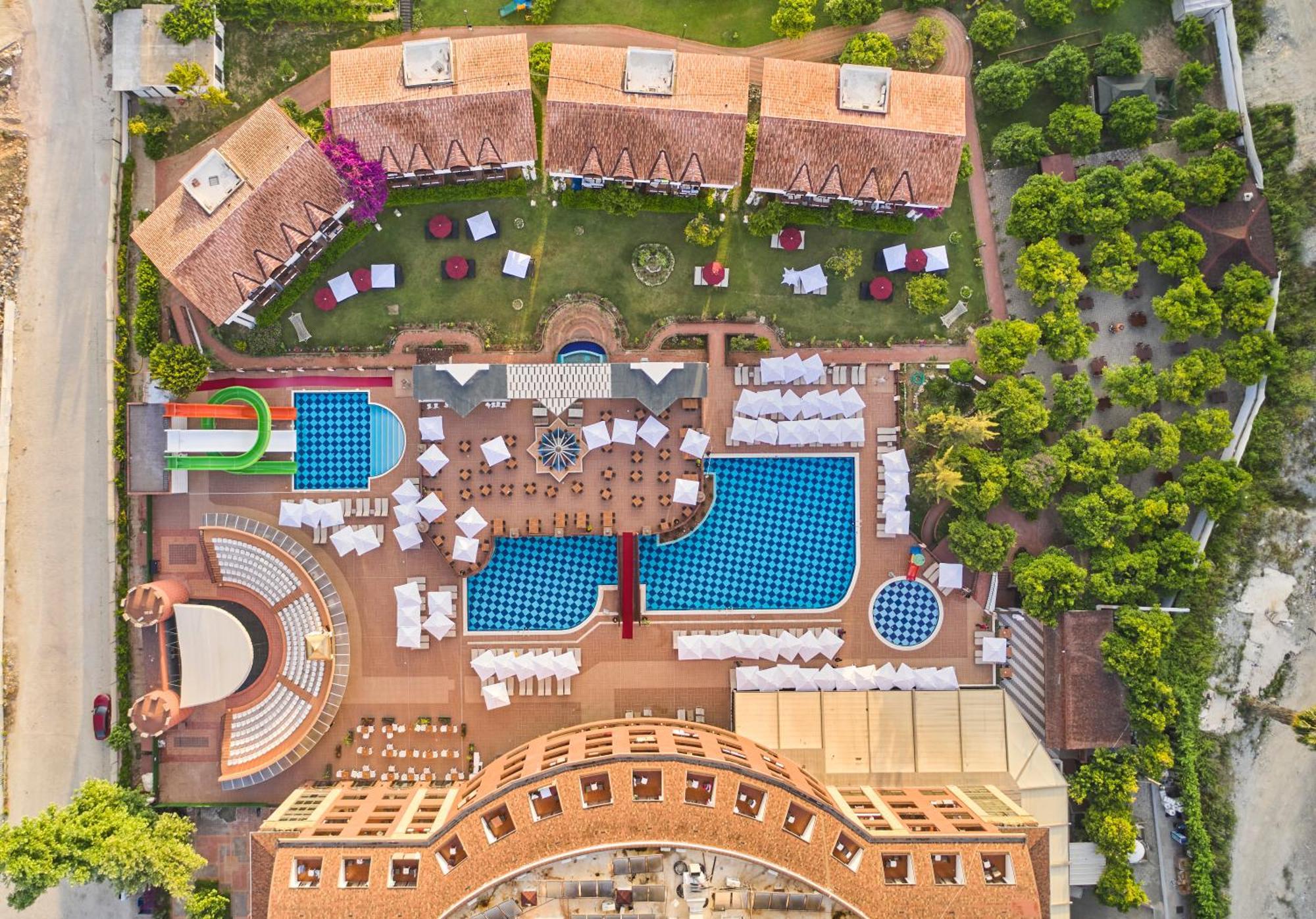 Noxinn Hotels Club Ultra All Inclusive Konaklı Exterior foto