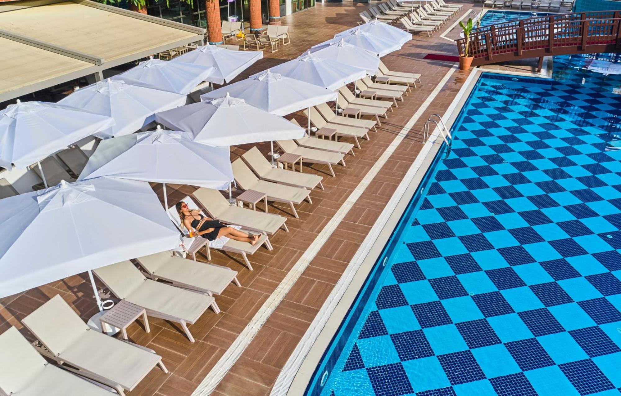 Noxinn Hotels Club Ultra All Inclusive Konaklı Exterior foto